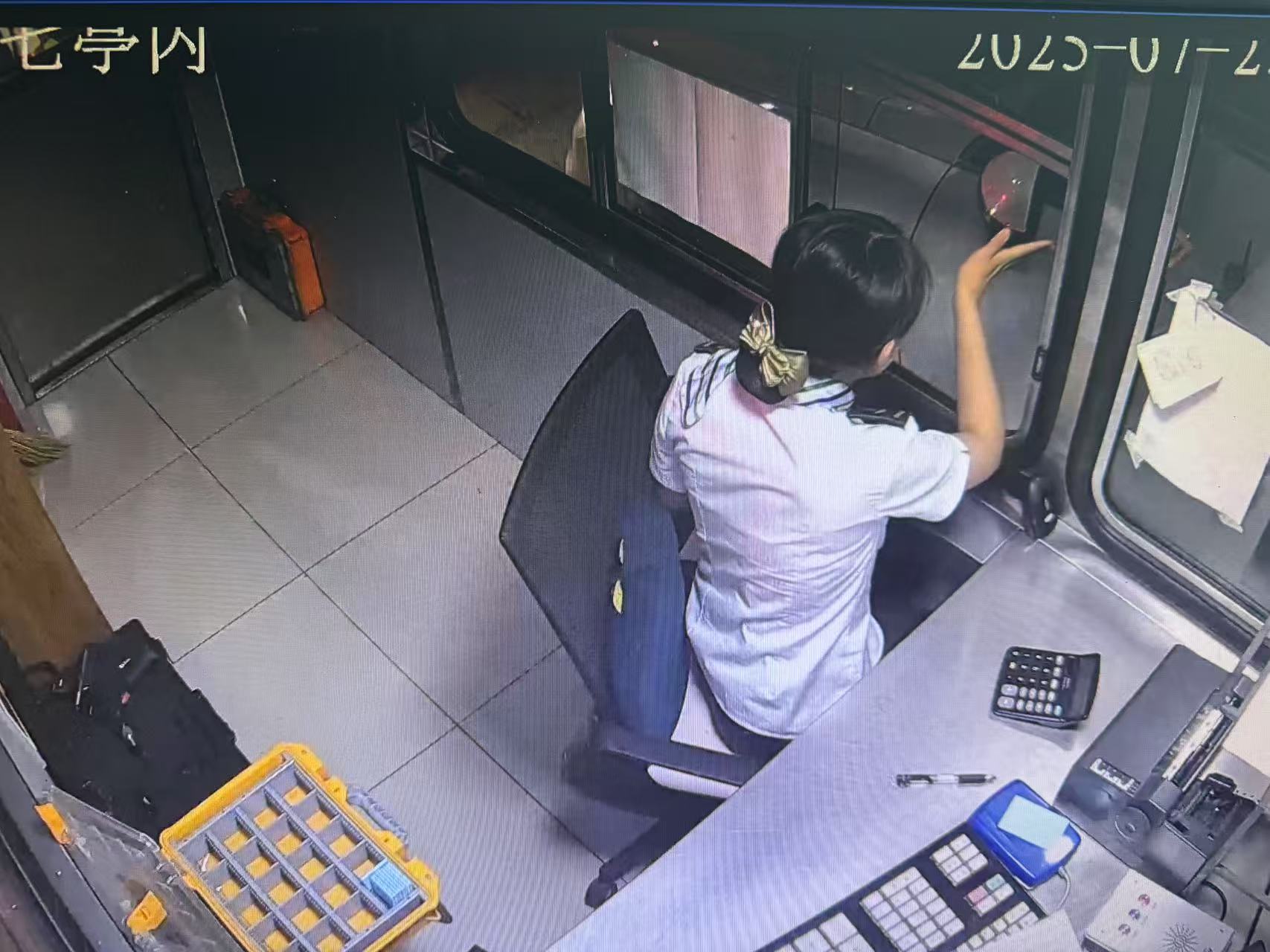 指引.jpg 指引.jpg